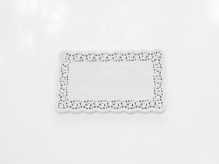 Serwetki papierowe ażurowe 14x24 A'100