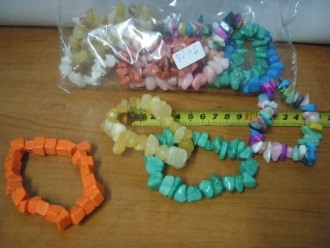 Bransoletka 12szt kamienie 8216