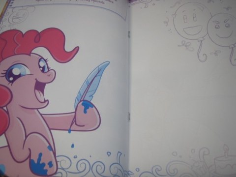 Książeczka MY LITTLE PONY SKARB + orginalna figurka