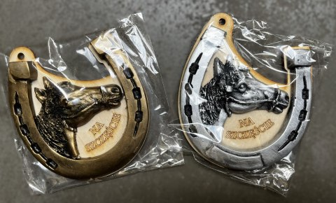 Sklejka magnes z podkową 8x7,5cm NR.83